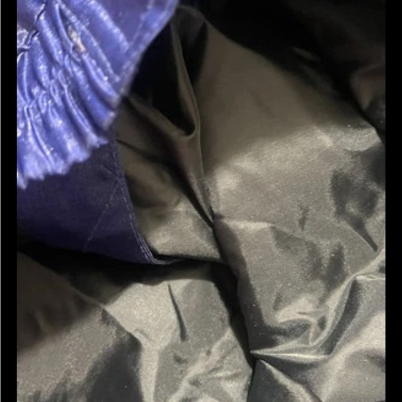 Rare Mirage LAS VEGAS Purple Shiny Bomber Jacket Medium Logo Jacket Collectible - Picture 7 of 8